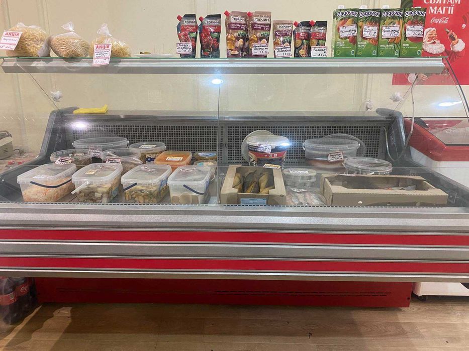 Холодильна вітрина, морозильний ларь, стелажі, ваги, касова тумба Б/У