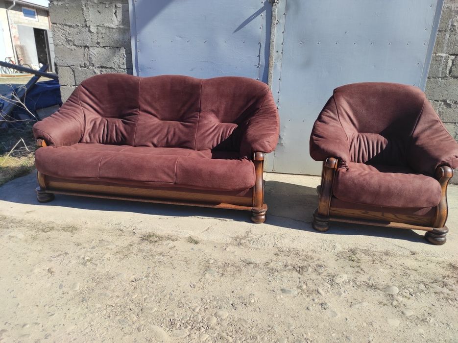 Продам диван і крісло