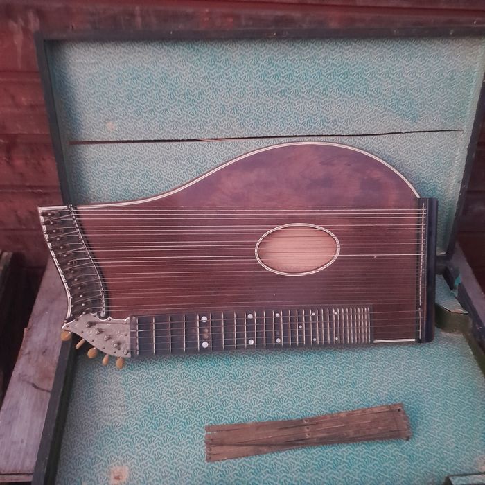 Instrument muzyczny Cytra Stara sprawna