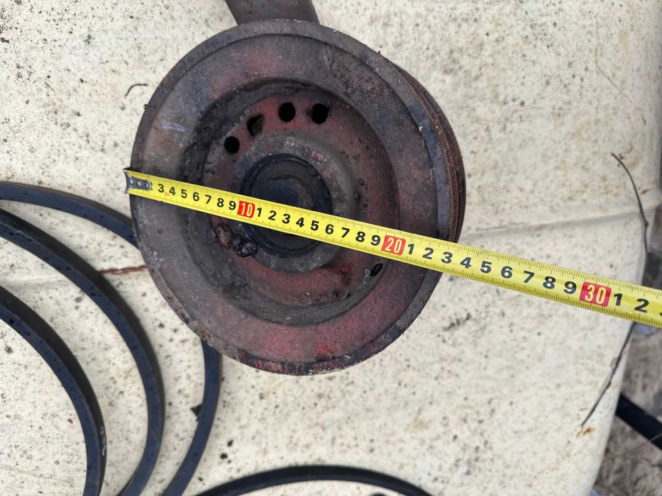 Хозяйственный Шкив 3-х ручейный  .