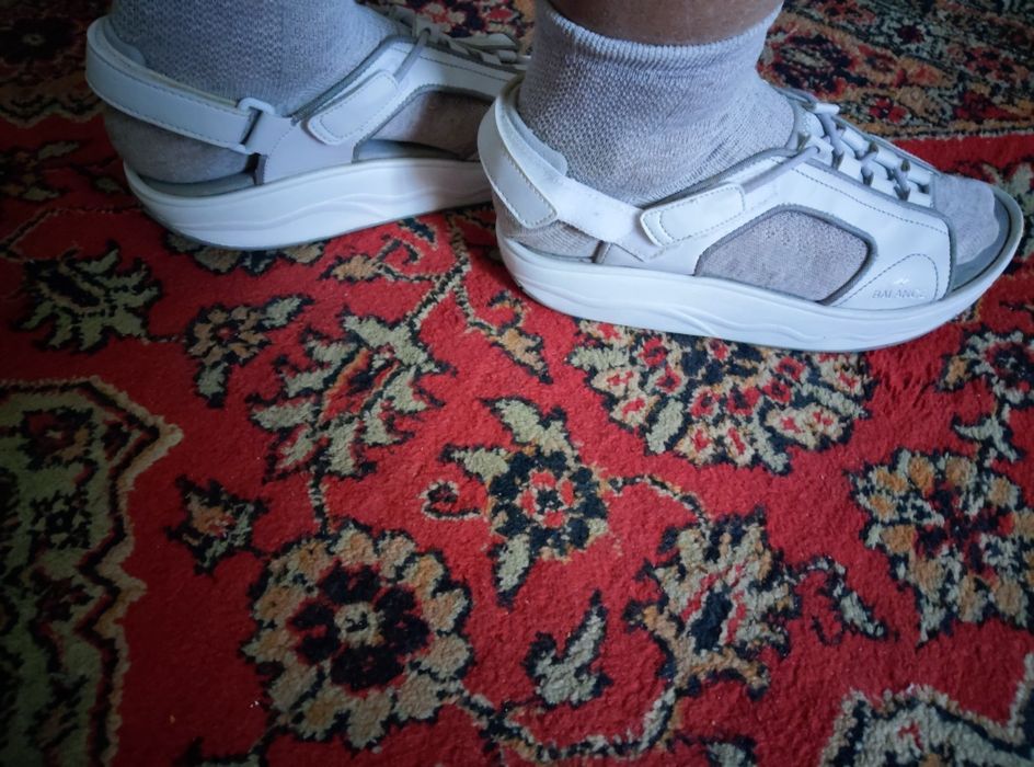 Босоніжки сандалі крокси