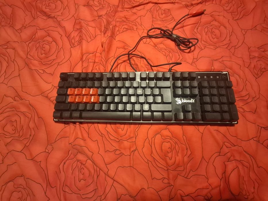 Klawiatura Gamingowa A4Tech Bloody B3370R RGB