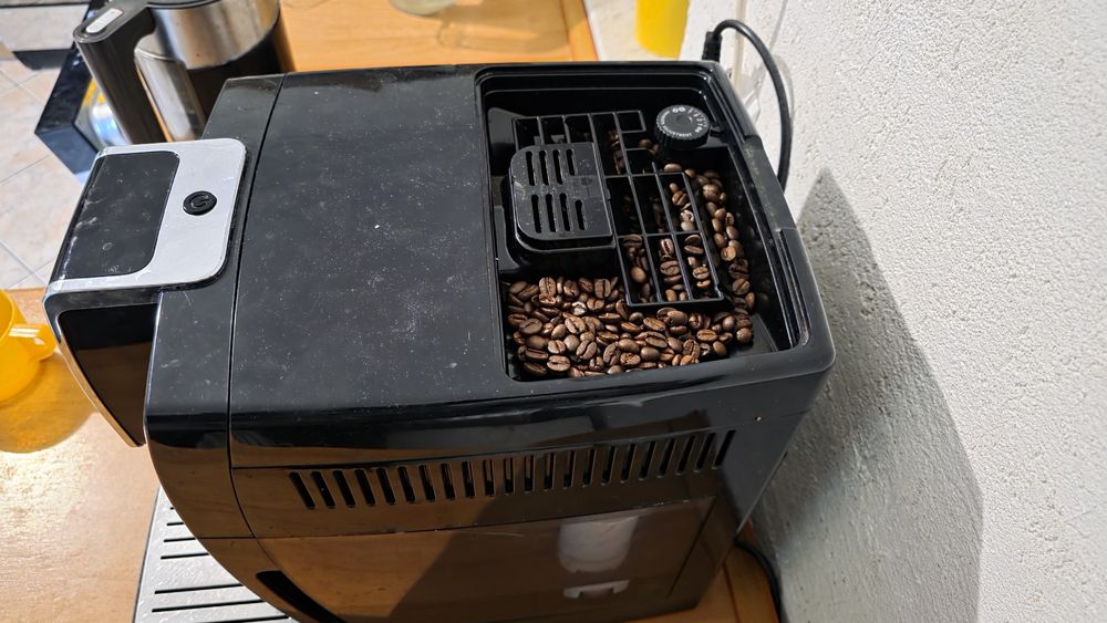 Ekspres delonghi Dinamica ECAM350.15.B