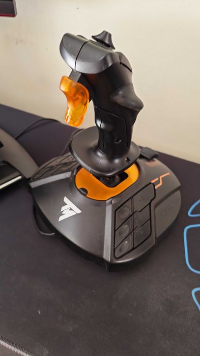 Joystick Thrustmaster Joystick T.16000M Hotas