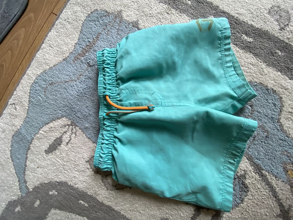 Kąpielówki Decathlon r. -104 cm na 3/4 lata