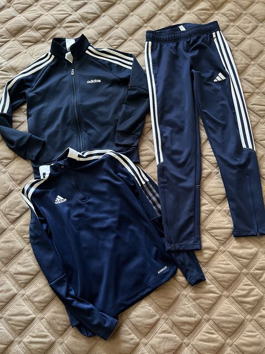 Спортивний костюм adidas