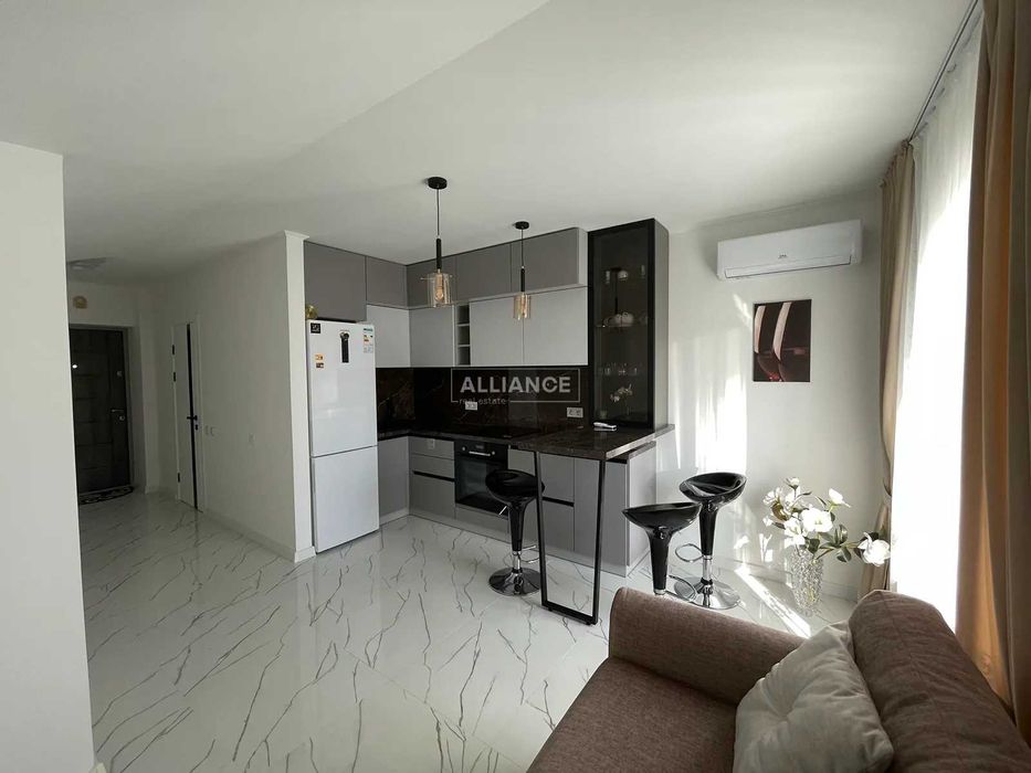 Укомплектована 1-к квартира мансардного типу, ЖК Містечко Центральне