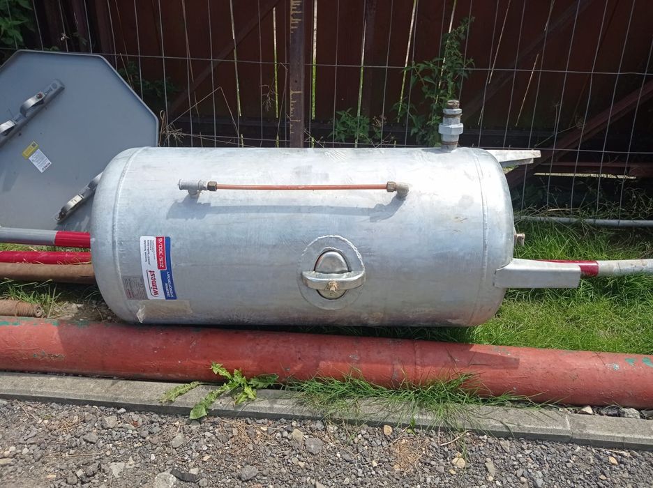 Zbiornik hydrofobowy