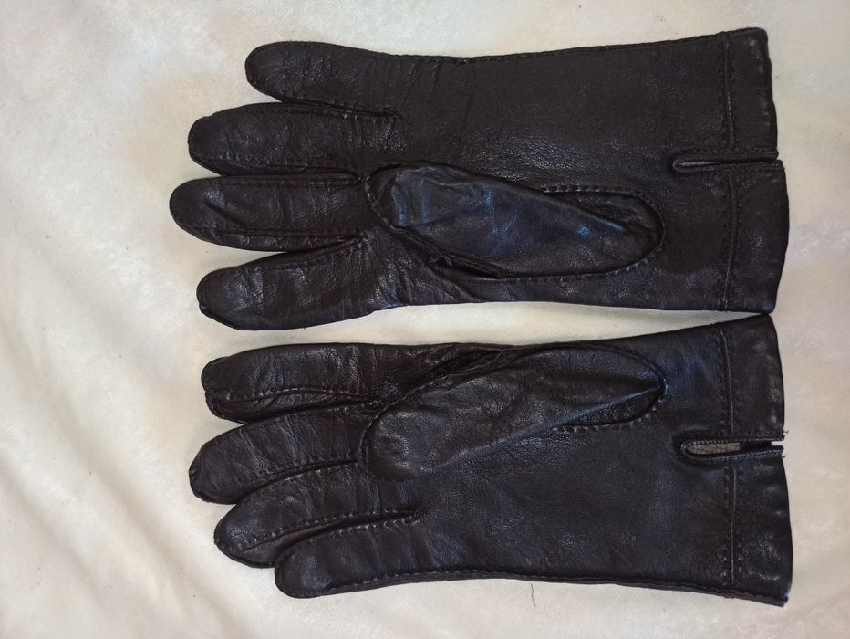 Женские кожаные перчатки