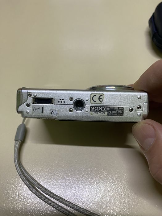 Фотоаппарат Sony Cyber-shot DSC-W200