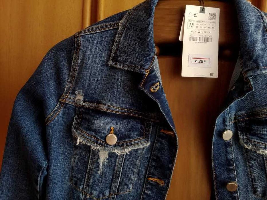 (NOVO C/ ETIQUETA, PORTES GRÁTIS) ZARA: Blusão de Ganga/Denim (Tam. M)