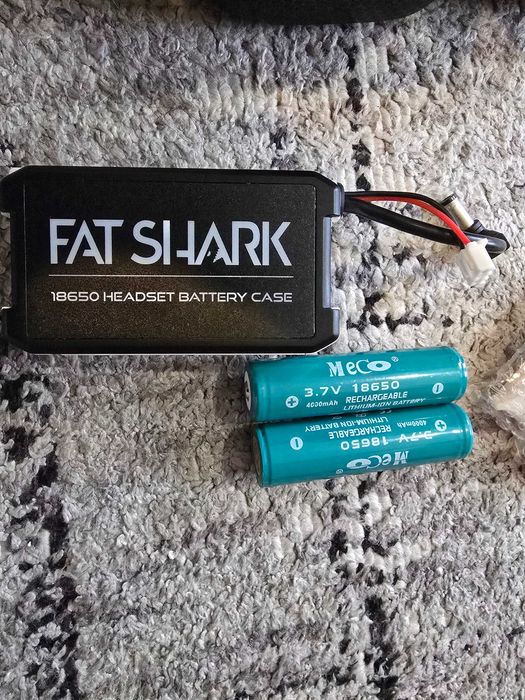 Oculos FPV + caixa de bateria fatshark + baterias