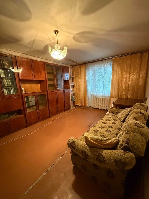 ТЕРМІНОВИЙ ПРОДАЖ 3-кімнатна квартира (перепланована з 4-кімнатної)