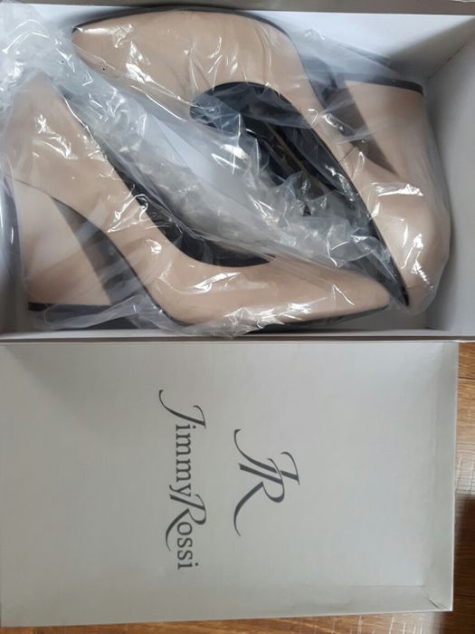 Туфлі,сапожки,босоніжки ,полукеди