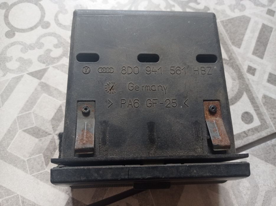 Ауди а4б5 бардачок консоли пепельница