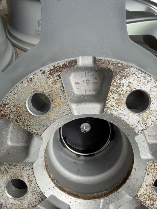 Диски R20 5x112 Audi Q4 E-tron VW ID4 ID5 Skoda Enyaq Mercedes