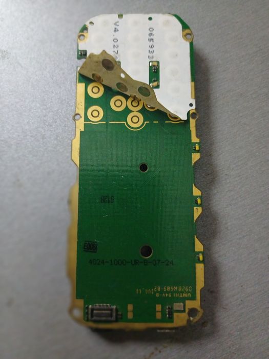 Платы от старых мобильных телефонов