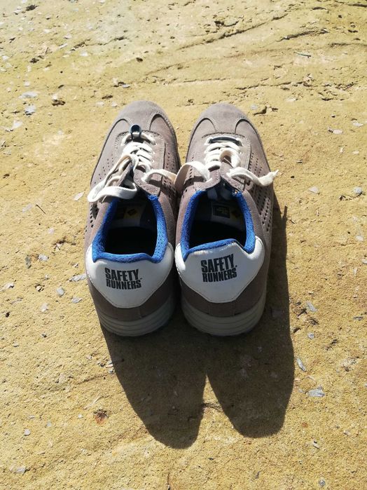 sapatos de biqueira de aço