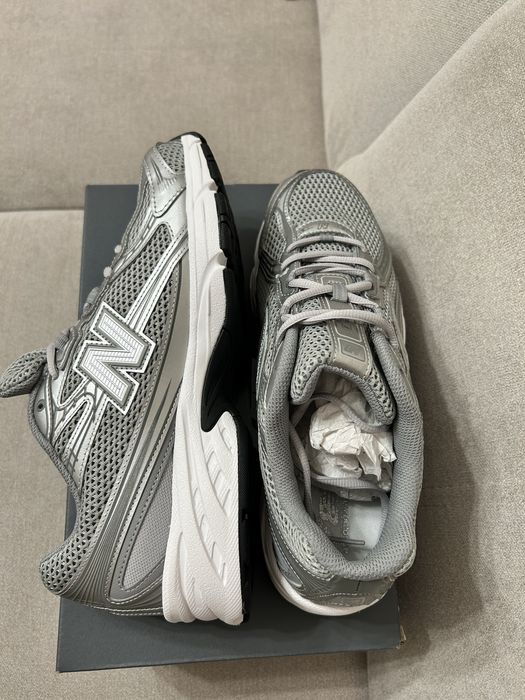 New Balance 740