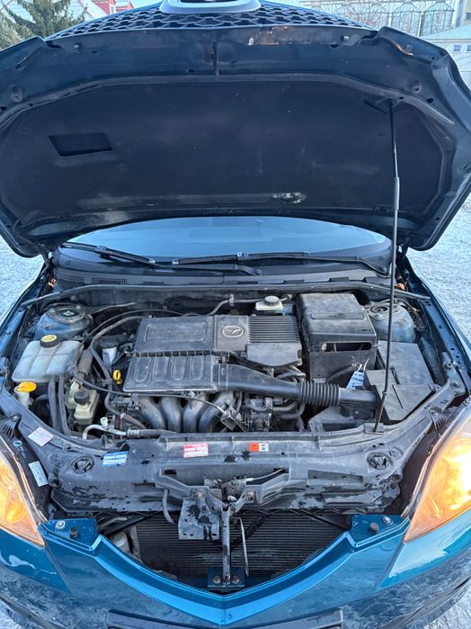 Mazda 3 1.6 benzyna