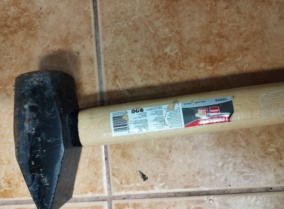 Sprzedam młot 4000g firmy Progline