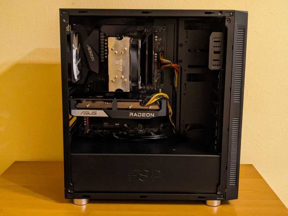 Игровой ПК / Ryzen 5 5600 / RX 6600 / 32GB RAM