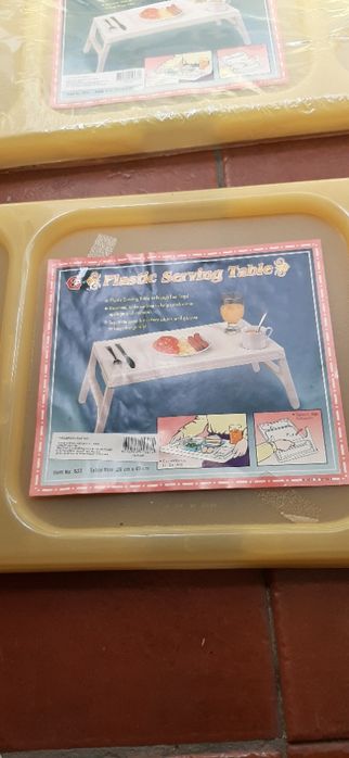 2 Tabuleiros de cama