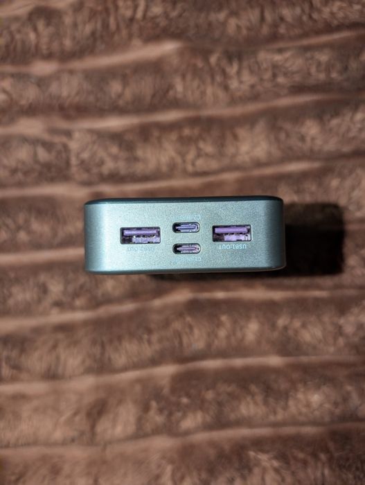 Павербанк JUOVI J2621 на 45 ват 20.000 mAh