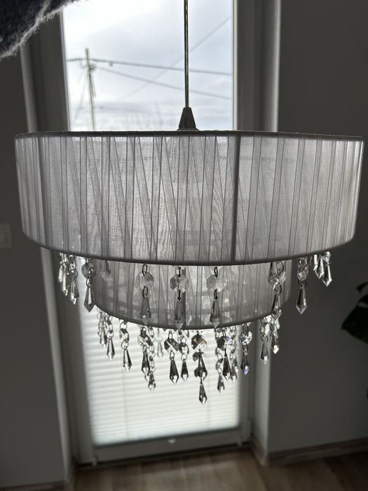 Lampa wisząca z kryształkami