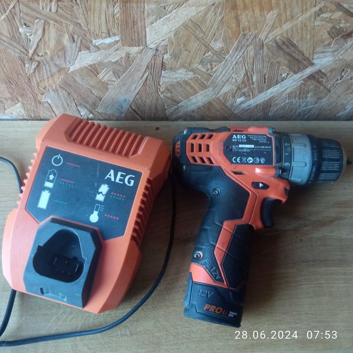 Шуруповёрт   AEG