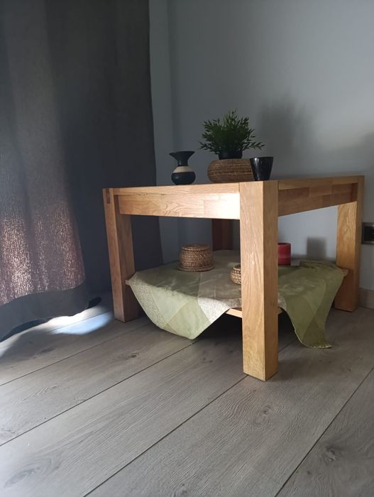 Mesa de Apoio / Centro Tampo Carvalho maciço