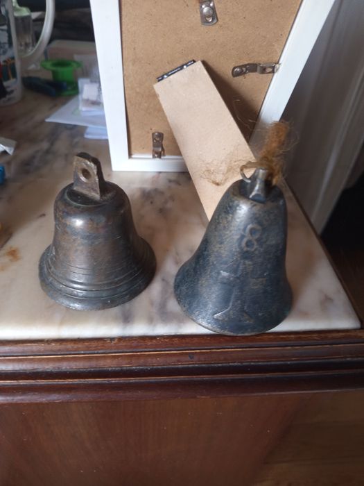 Sinos vintage  em muito.bom estado