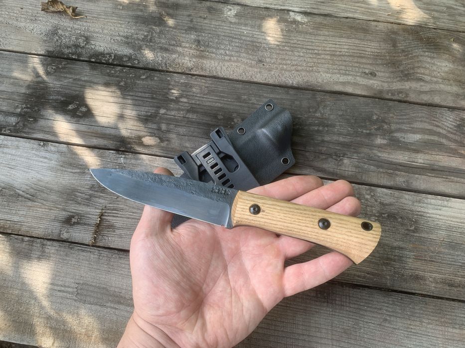 Універсальний похідний ніж, ніж виживання з чохлом Kydex
