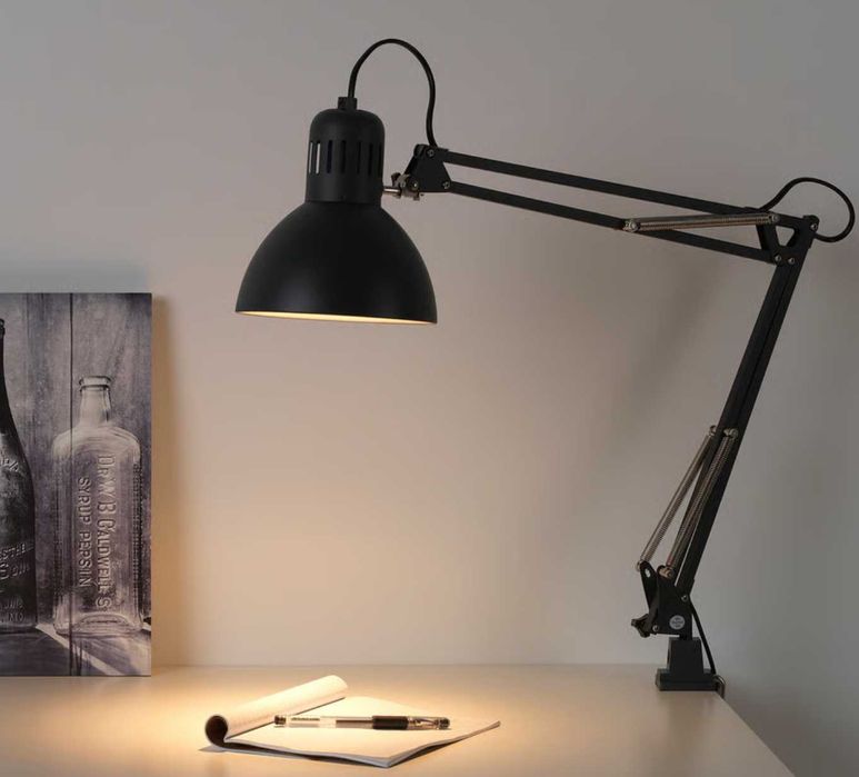 Candeeiros secretaria IKEA Tertial