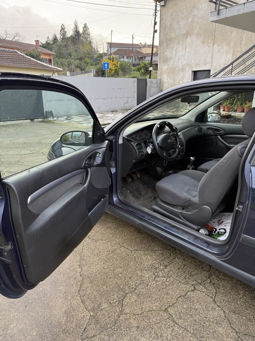 Vendo Ford Focus 1.8 TDI