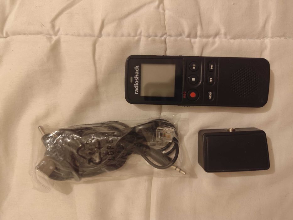 RadioShack voice recoder semi-novo