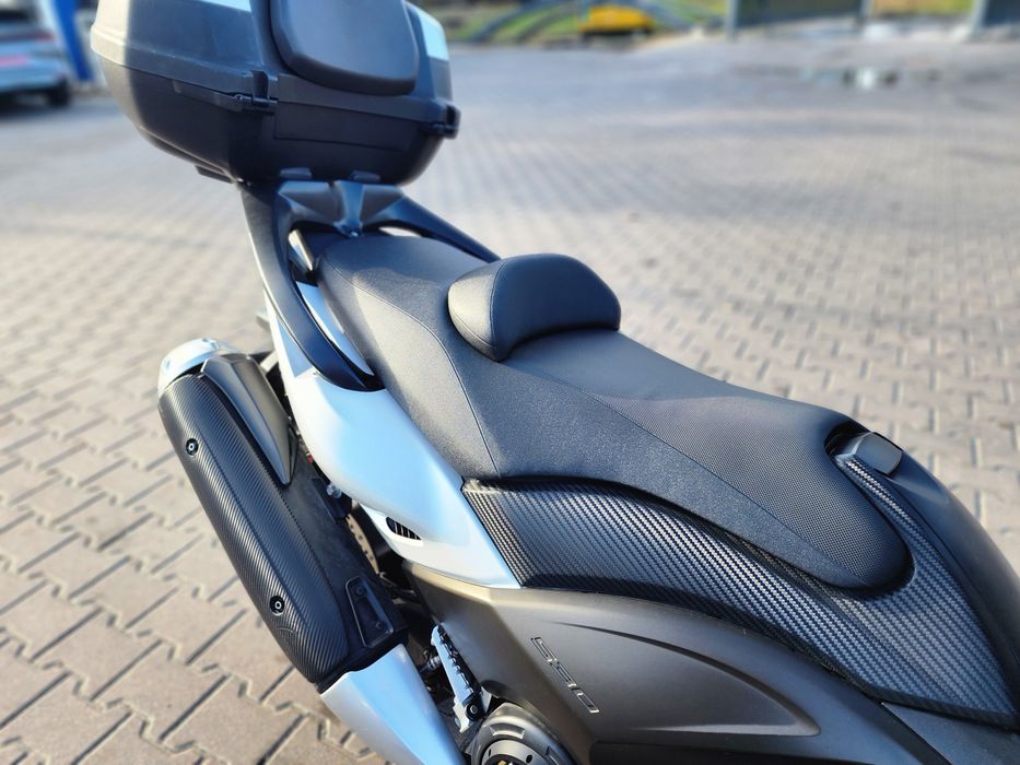 Yamaha T-max 530