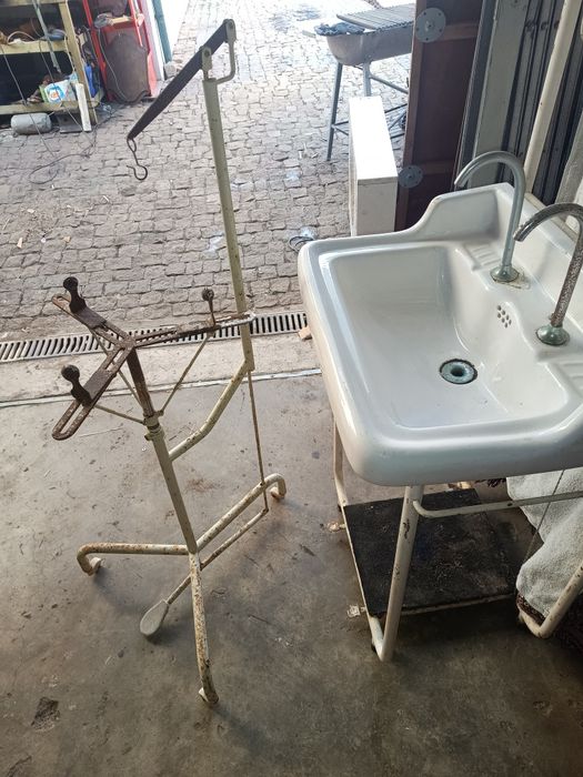 Lavatório hospitalar