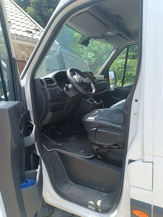 Renault Master 2021