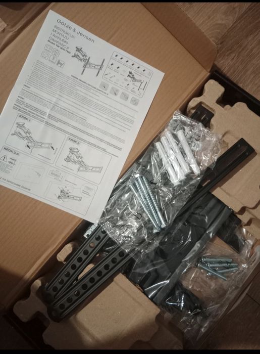 Nowy uchwyt ścienny do TV 32-60"