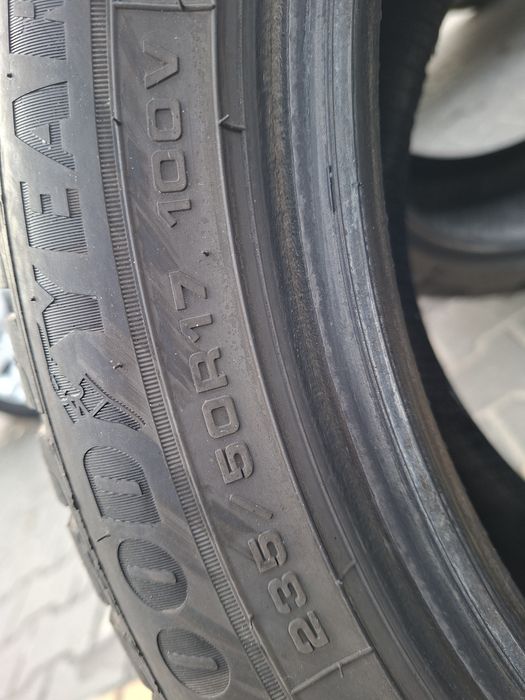 Зимові шини Goodyear UltraGrip Performance+ 235/50R17 100V.  2022р.  8 мм