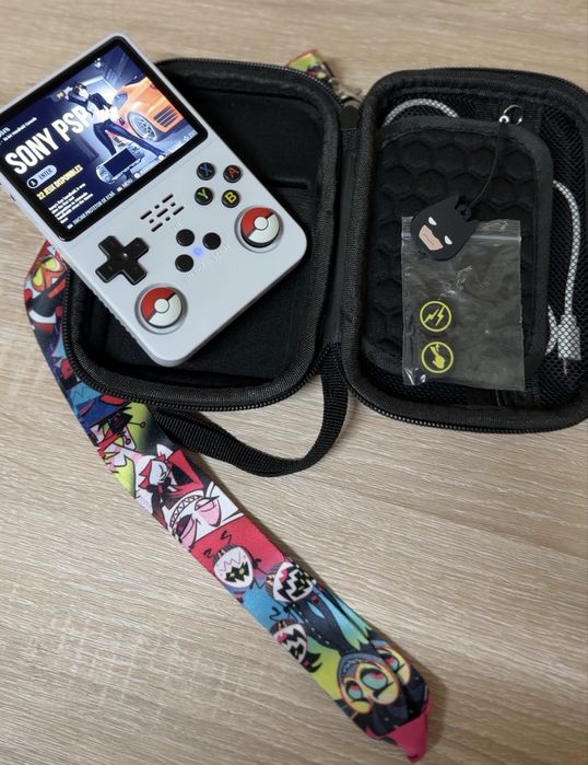 Console Portátil – Milhares de Jogos +kit Acessórios