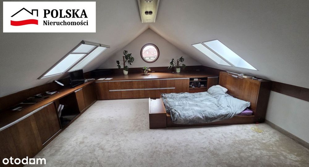 Nietuzinkowy dom w pięknej i cichej okolicy