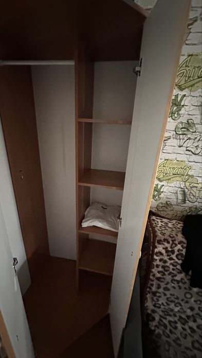 sprzedam szafę rogową 80cmx2m