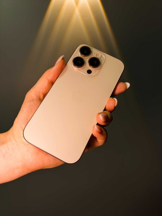 Продам Apple iPhone 16 Pro 256GB eSIM Desert Titanium (MYMJ3)