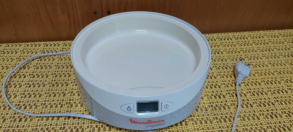 Йогуртниця Moulinex YG230