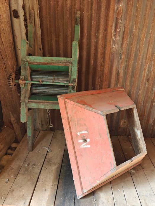 Máquina de esmagar uvas - vinho