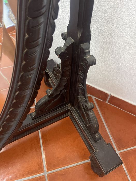 Espelho grande antigo.