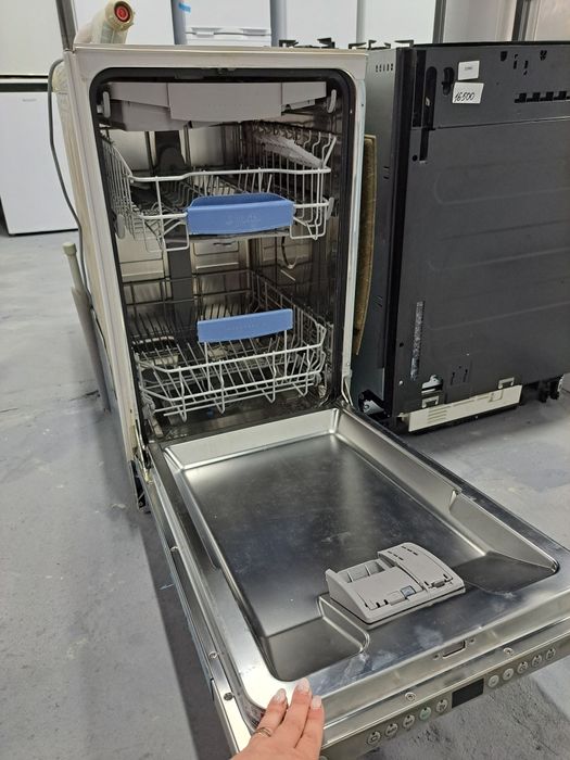 Посудомиюча машина Beko b300 сучасна на 16 персон