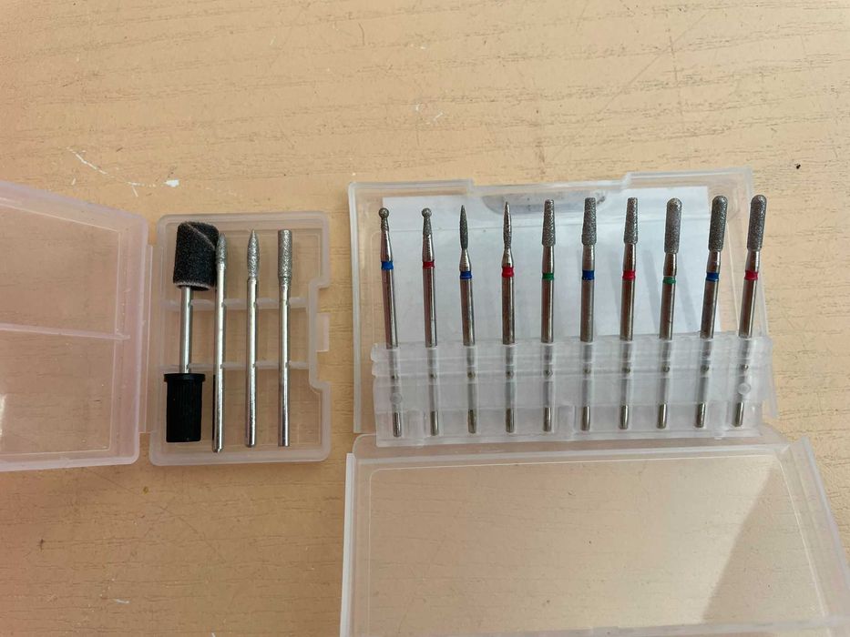 Frezarka do paznokci + 14 frezów